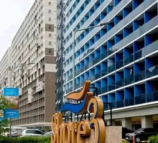 Shore 3 Near Airport Road Malls Casino Manila